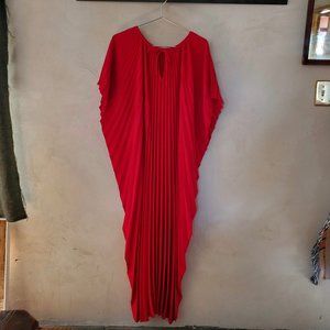 Pleated Caftan - dark red